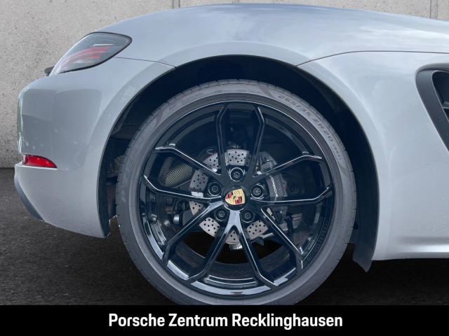 Porsche Boxster 718 Style Edition Burmester HA-Lenkung