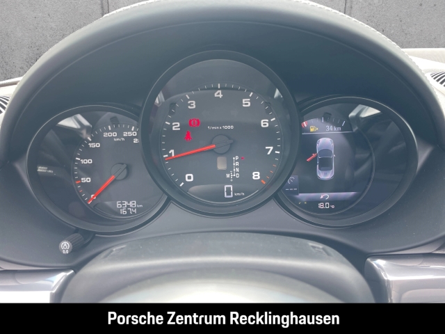 Porsche Boxster 718 Style Edition Burmester HA-Lenkung