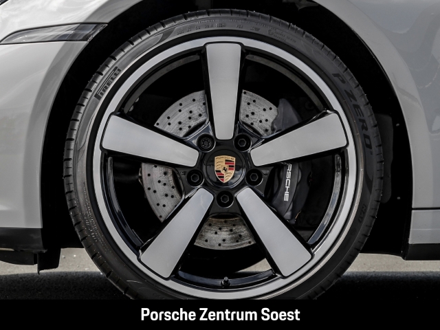 Porsche 992 .2 Carrera/21-Zoll/Sport-Chrono/BOSE