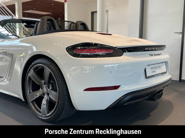 Porsche Boxster 718 T