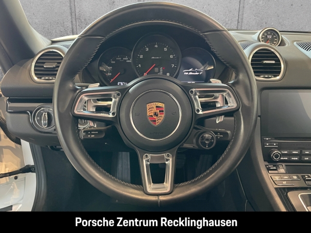 Porsche Boxster 718 T