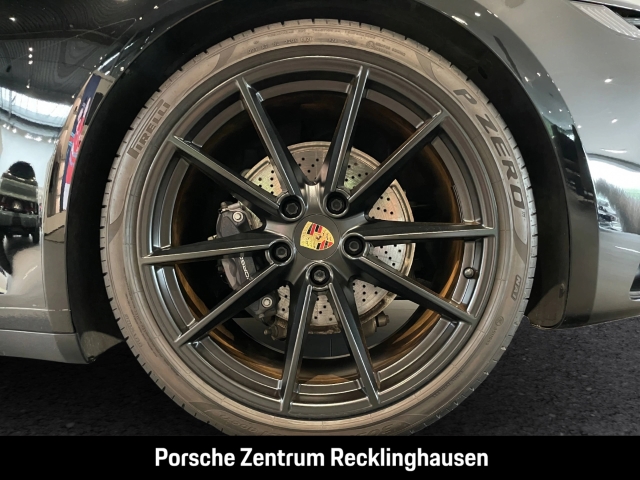 Porsche 992 911 Carrera Sportabgasanlage BOSE 21-Zoll