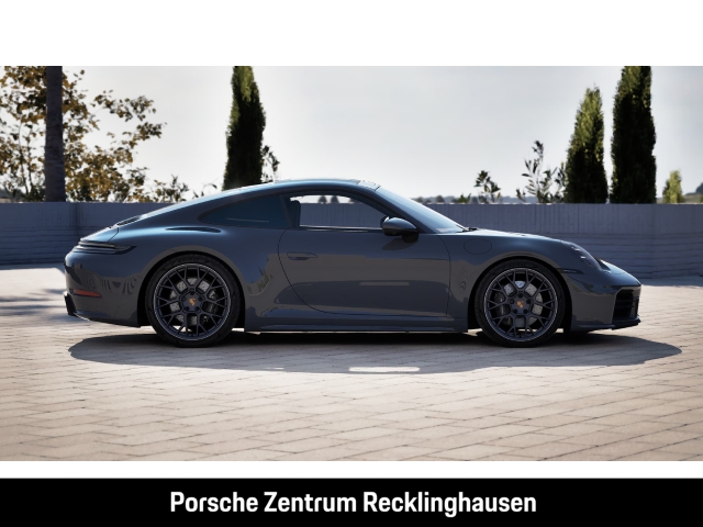 Porsche 992 911 Carrera Liftsystem-VA Sportabgas BOSE