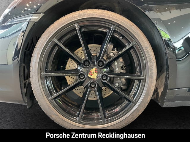 Porsche 992 911 Carrera Sportabgasanlage 21-Zoll LED