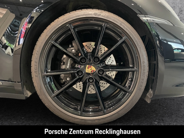 Porsche 992 911 Carrera Sportabgasanlage 21-Zoll LED