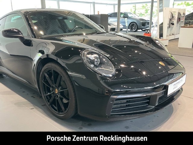 Porsche 992 911 Carrera Sportabgasanlage 21-Zoll LED