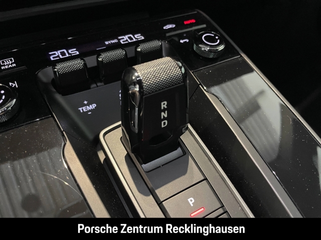 Porsche 992 911 Carrera Sportabgasanlage 21-Zoll LED