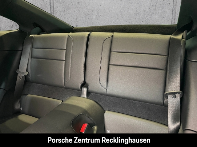 Porsche 992 911 Carrera Sportabgasanlage 21-Zoll LED