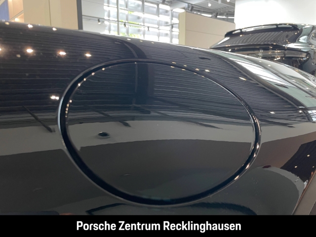 Porsche 992 911 Carrera Sportabgasanlage 21-Zoll LED