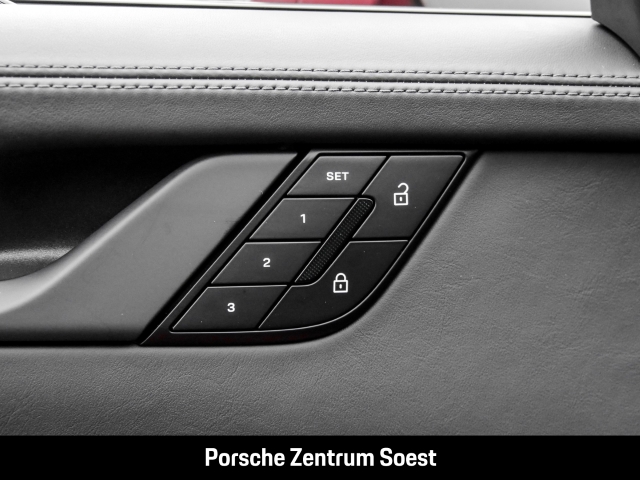 Porsche 992 Carrera T/21-Zoll/HD-Matrix/Bose/18-Wege