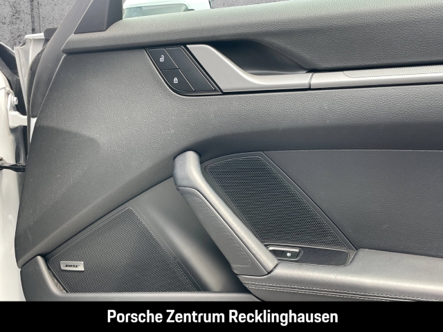 Porsche 992 911 Carrera Sportabgas Surround View BOSE