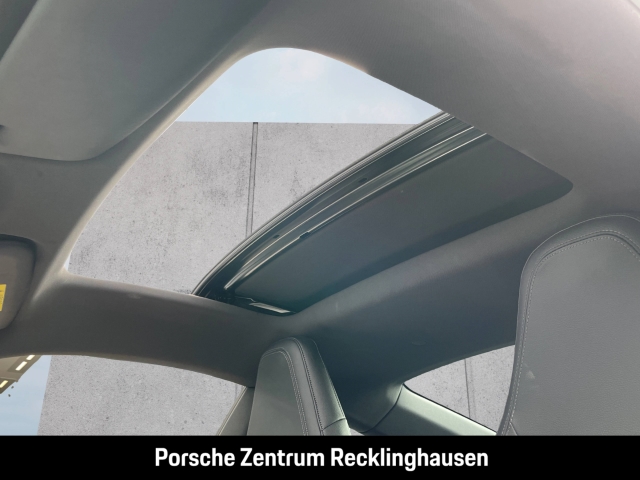 Porsche 992 911 Carrera Sportabgas Surround View BOSE