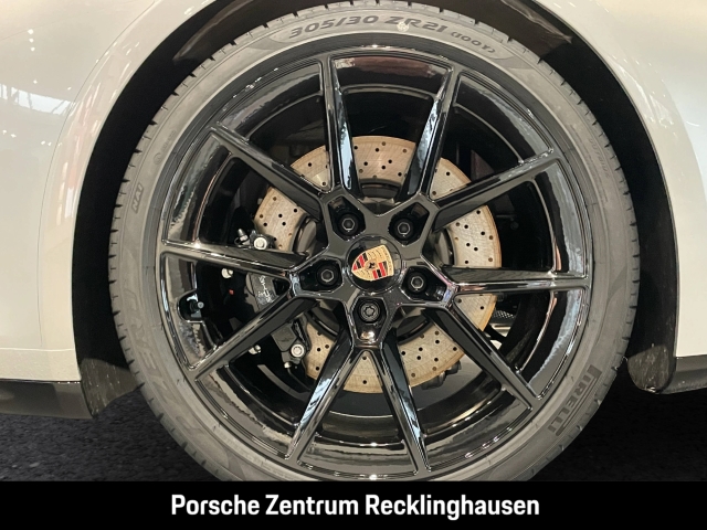 Porsche 992 911 Carrera 4S Liftsystem-VA Sportabgas BOSE