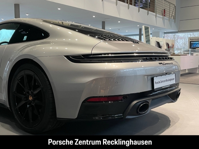 Porsche 992 911 Carrera 4S Liftsystem-VA Sportabgas BOSE