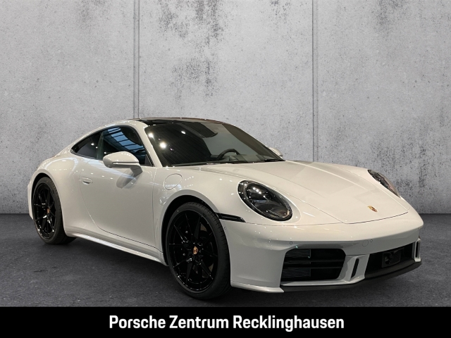 Porsche 992 911 Carrera 4S Liftsystem-VA Sportabgas BOSE