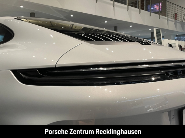 Porsche 992 911 Carrera 4S Liftsystem-VA Sportabgas BOSE