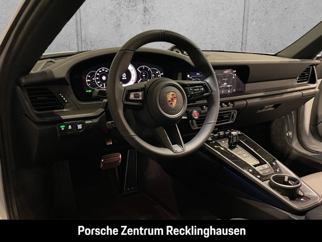 Porsche 992 911 Carrera 4S Liftsystem-VA Sportabgas BOSE