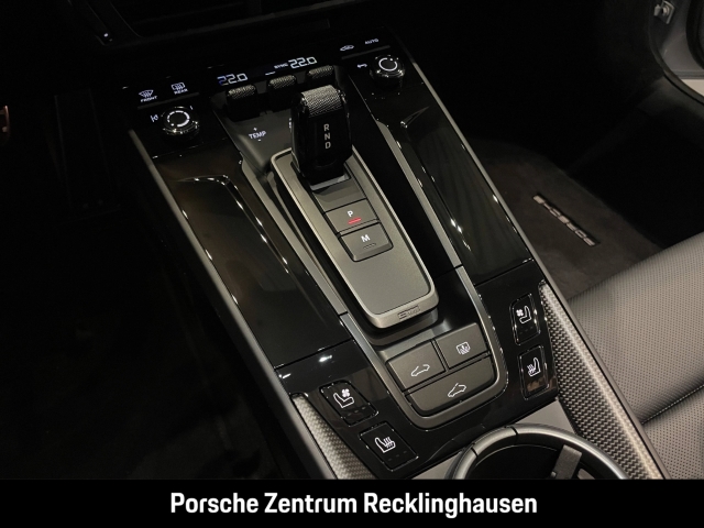 Porsche 992 911 Carrera 4S Liftsystem-VA Sportabgas BOSE