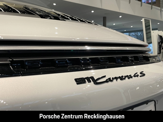 Porsche 992 911 Carrera 4S Liftsystem-VA Sportabgas BOSE