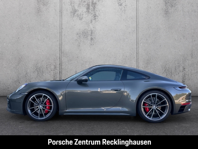 Porsche 992 911 Carrera 4S Hinterachslenkung InnoDrive