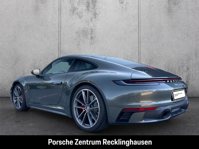 Porsche 992 911 Carrera 4S Hinterachslenkung InnoDrive
