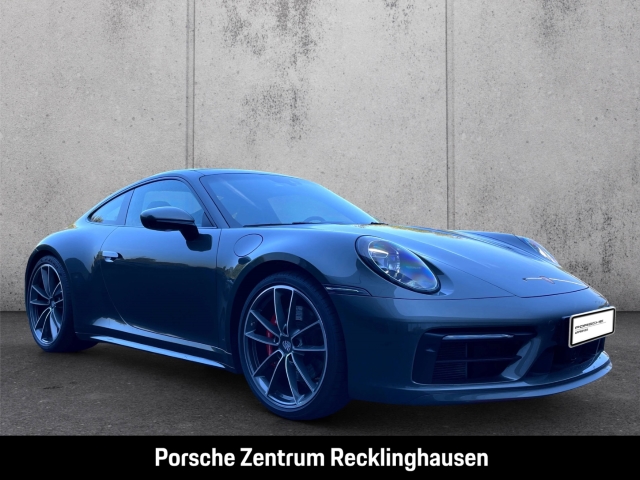 Porsche 992 911 Carrera 4S Hinterachslenkung InnoDrive