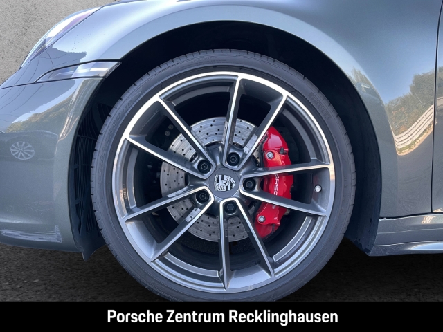 Porsche 992 911 Carrera 4S Hinterachslenkung InnoDrive