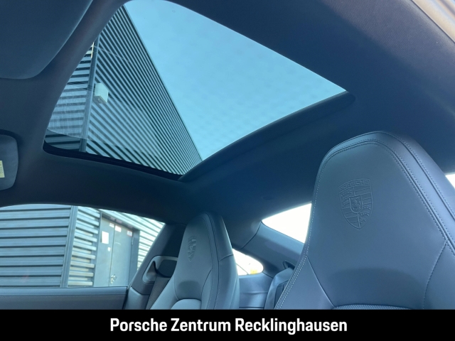 Porsche 992 911 Carrera 4S Hinterachslenkung InnoDrive