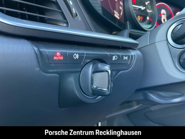 Porsche 992 911 Carrera 4S Hinterachslenkung InnoDrive