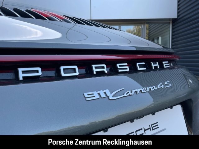 Porsche 992 911 Carrera 4S Hinterachslenkung InnoDrive