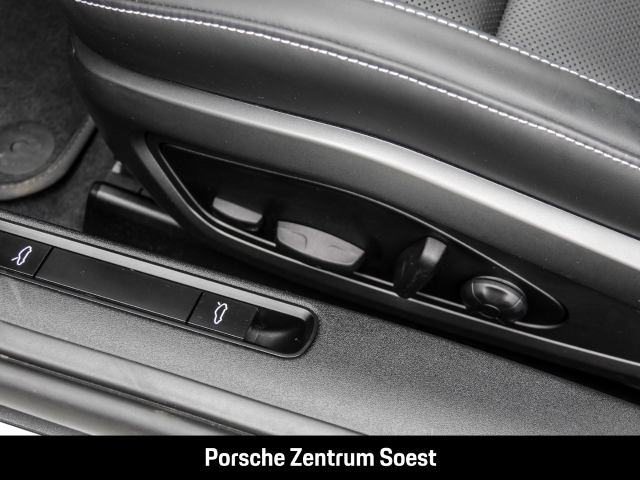Porsche 911 Carrera 4S/LED-Matrix/Sport-Chrono/BOSE