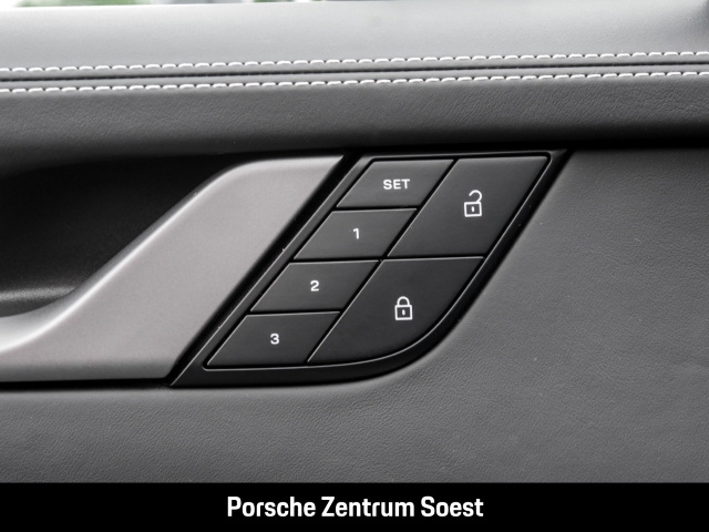 Porsche 911 Carrera 4S/LED-Matrix/Sport-Chrono/BOSE