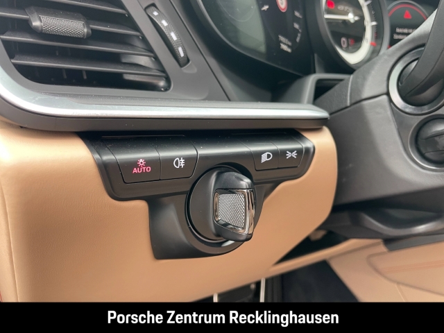 Porsche 992 911 Carrera 4 GTS HA-Lenkung Liftsystem-VA