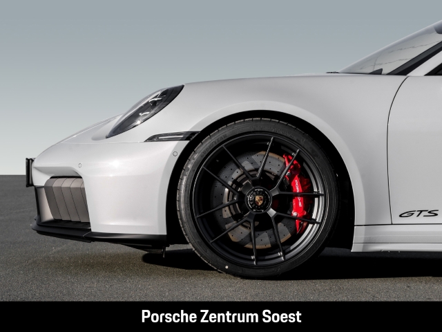 Porsche 992 Carrera GTS/ T-Hybrid