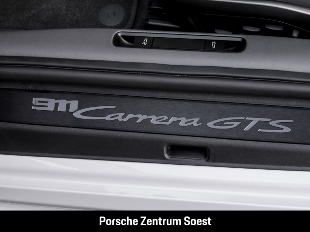 Porsche 992 Carrera GTS/ T-Hybrid