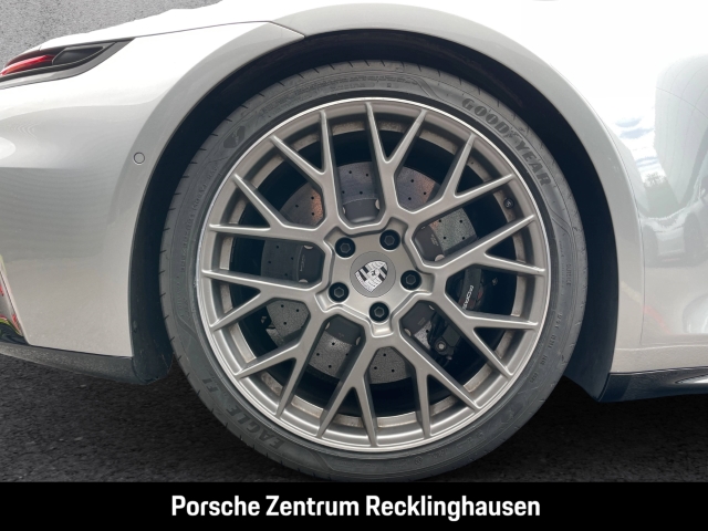Porsche 992 911 Carrera S HA-Lenkung Sportabgas BOSE