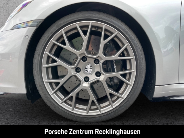 Porsche 992 911 Carrera S HA-Lenkung Sportabgas BOSE
