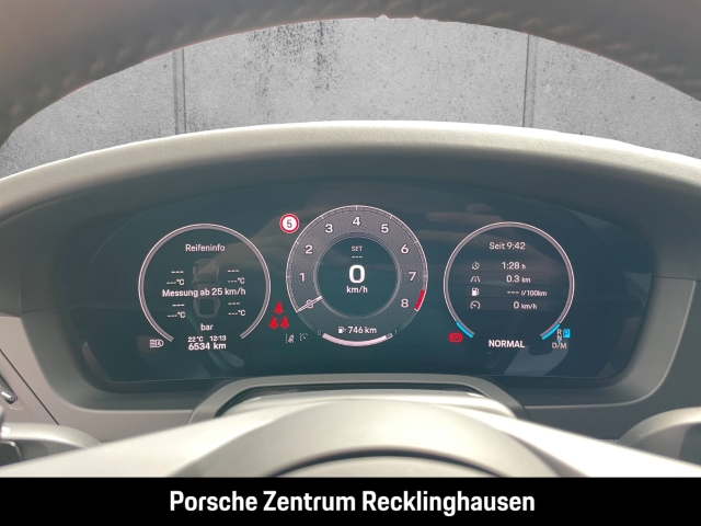Porsche 992 911 Carrera S HA-Lenkung Sportabgas BOSE