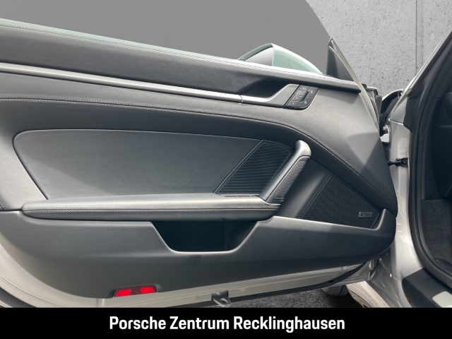 Porsche 992 911 Carrera S HA-Lenkung Sportabgas BOSE