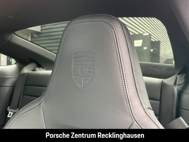 Porsche 992 911 Carrera S HA-Lenkung Sportabgas BOSE
