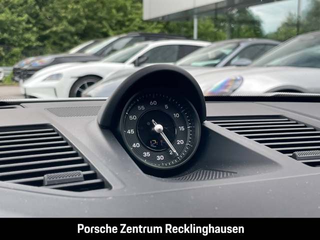 Porsche 992 911 Carrera S HA-Lenkung Sportabgas BOSE