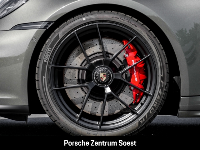 Porsche 992 .2 Carrera 4 GTS/HD-Matrix LED/BOSE