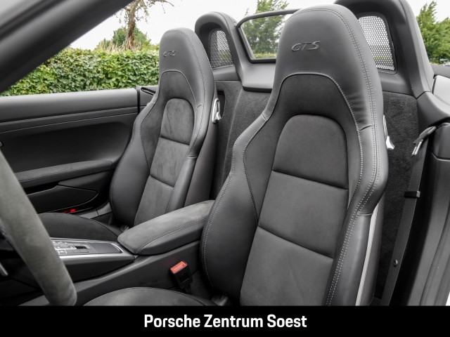 Porsche Boxster GTS 4.0/ParkAssistent/Apple-CarPlay/BOSE