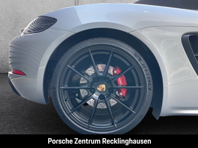 Porsche Boxster 718 GTS 4.0 Abstandstempomat Sportabgas