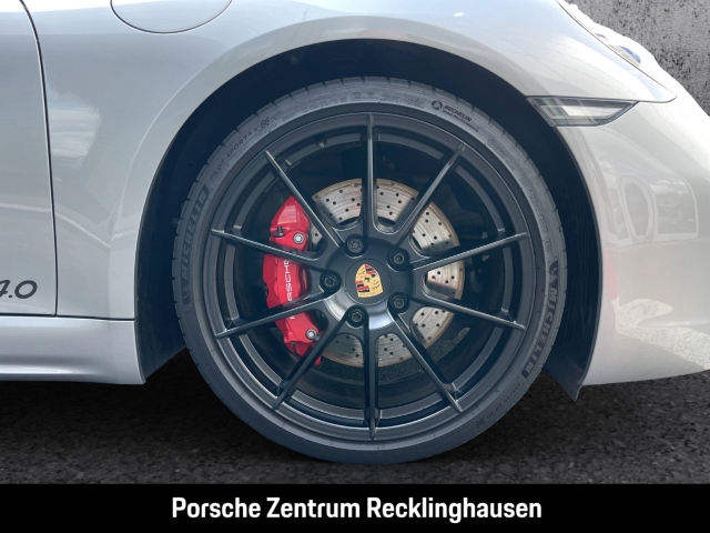 Porsche Boxster 718 GTS 4.0 Abstandstempomat Sportabgas