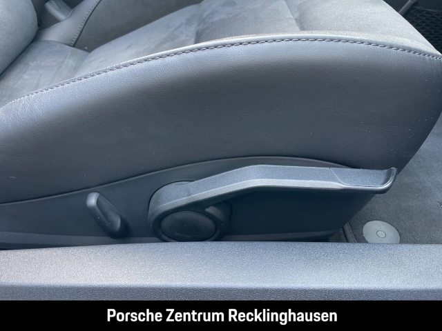 Porsche Boxster 718 GTS 4.0 Abstandstempomat Sportabgas