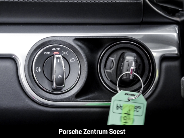 Porsche Boxster GTS 4.0/ParkAssistent/Apple-CarPlay/BOSE