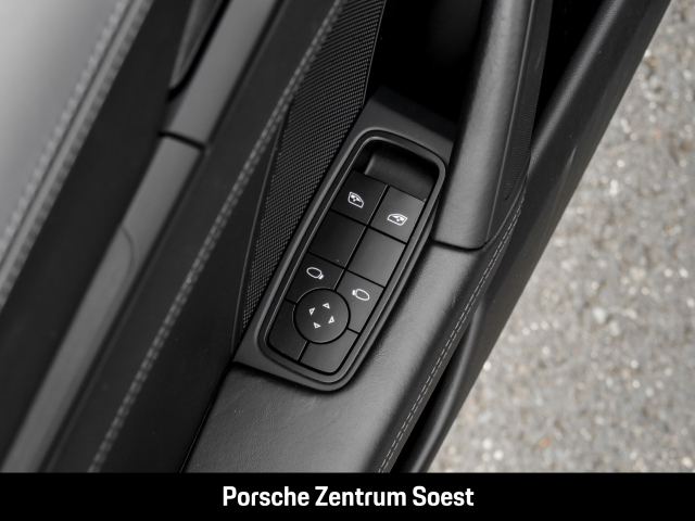 Porsche 992 Targa 4 GTS/Bose/18-Wege/InnoDrive/PDLS Plus