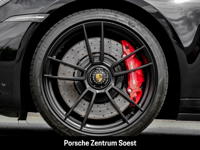 Porsche 992 Targa 4 GTS/Bose/18-Wege/InnoDrive/PDLS Plus