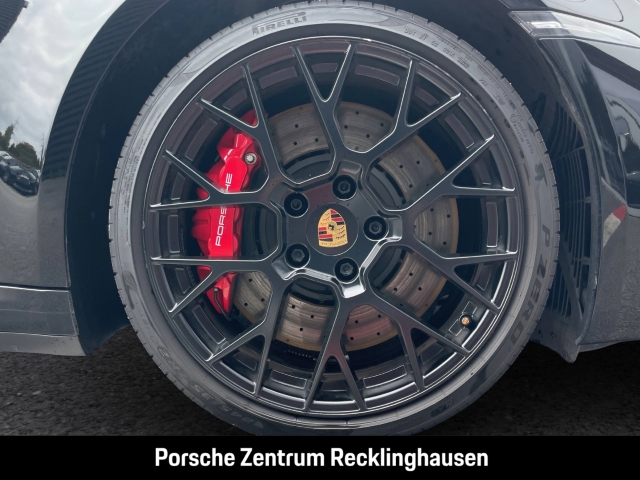 Porsche 992 911 Targa 4 GTS Burmester Sportabgasanlage